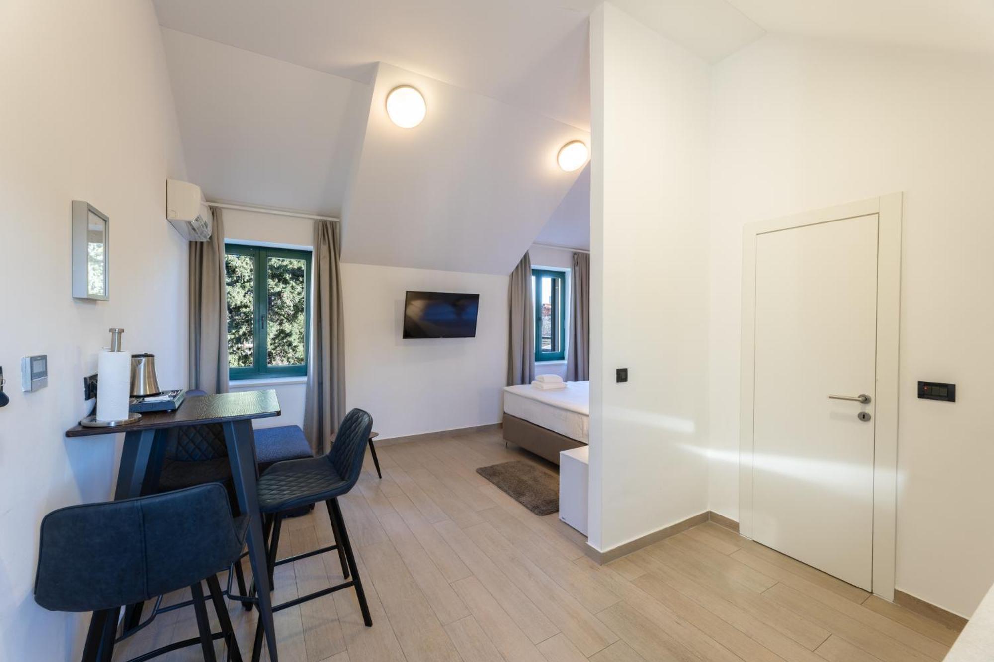 Apartament Korta *